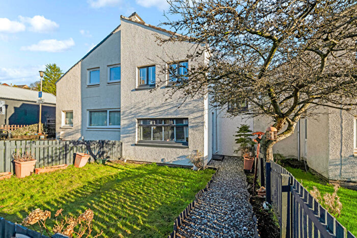 3 Bedroom Terraced House For Sale In Strathblane Road, Milngavie, G62