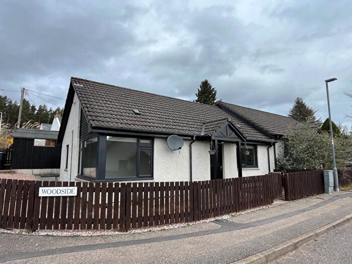 2 Bedroom Semi Detached House For Sale In Woodside, Alness, IV17