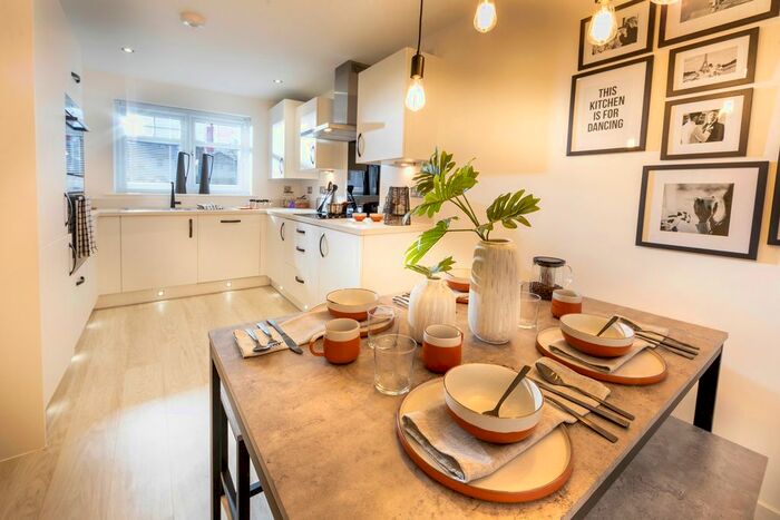 3 Bedroom Semi-Detached House For Sale In Mendalgief Road, Newport, NP20