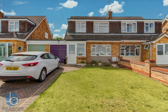 3 Bedroom Semi-Detached House To Rent In Grove Road, Tiptree, CO5