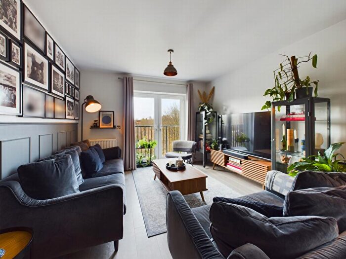 2 Bedroom Flat For Sale In Franklands Village, Haywards Heath, RH16