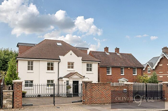 5 Bedroom Detached House For Sale In Stanley Avenue, Beckenham, BR3
