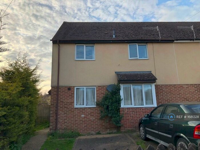 1 Bedroom Semi-Detached House To Rent In Buckingham Close, High Wycombe, HP13