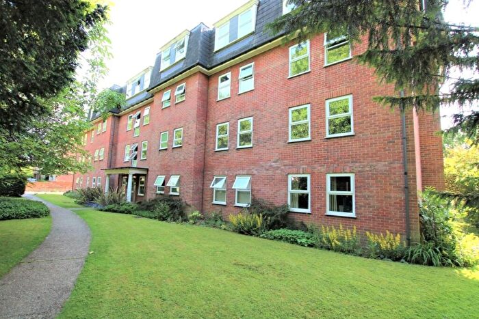1 Bedroom Apartment To Rent In Brechin Court, Kendrick Road, Reading, Berkshire, RG1