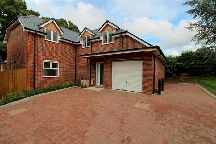 4 Bedroom Property To Rent In Maurys Lane, West Wellow, Romsey, SO51