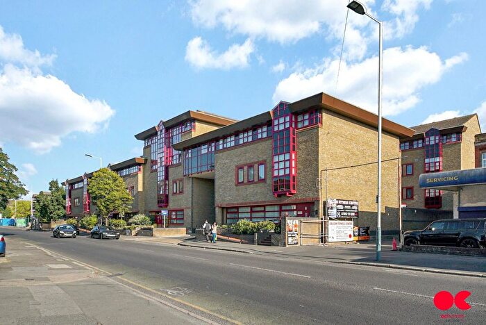 1 Bedroom Flat For Sale In London Road, Romford, RM7