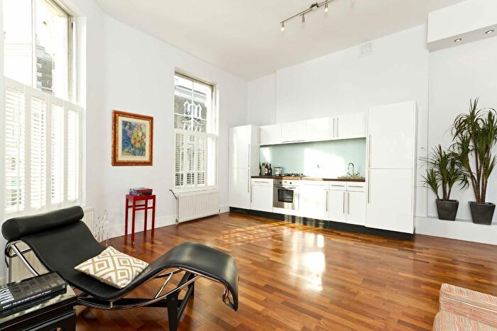 2 Bedroom Flat To Rent In Ladbroke Grove, London, W10