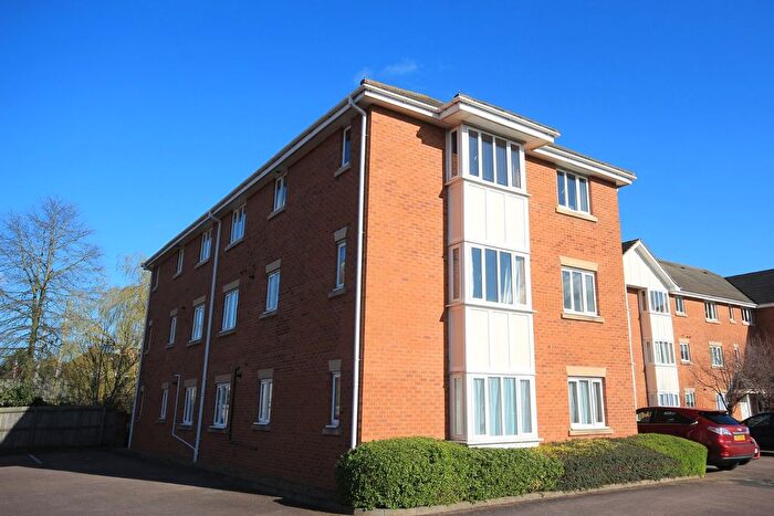 2 Bedroom Flat To Rent In Beaumont Court, Flitwick, MK45