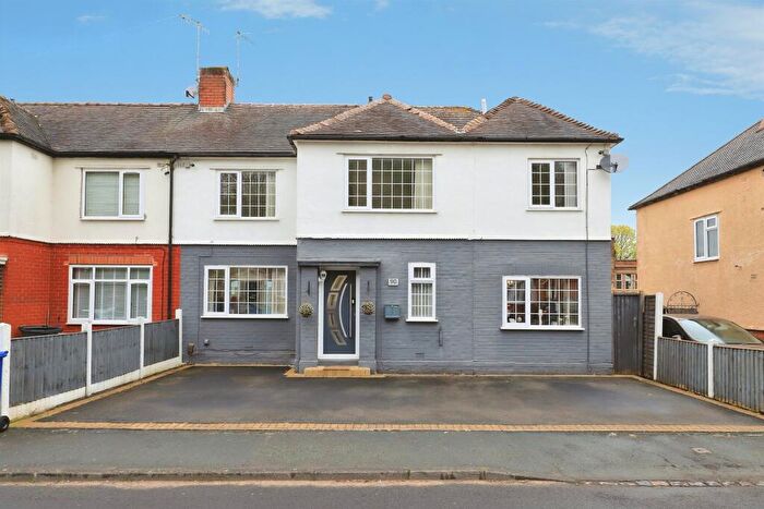 4 Bedroom Semi Detached House For Sale In Woodfield Avenue, Stourbridge, DY9