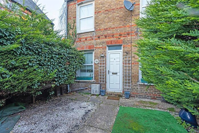 1 Bedroom End Of Terrace House For Sale In Clewer Fields, Windsor, SL4