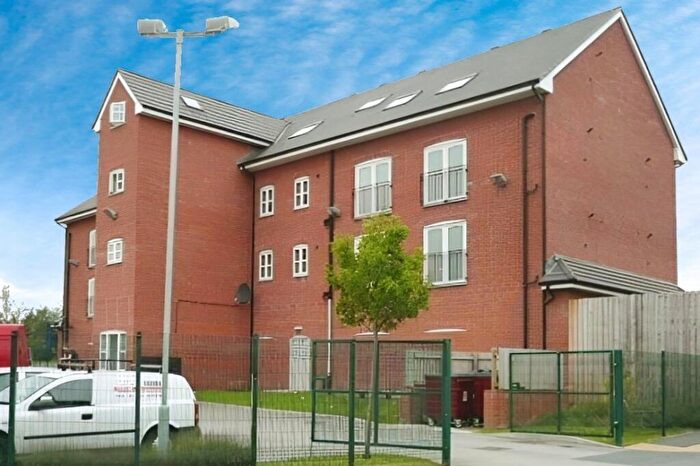 2 Bedroom Flat To Rent In Gadfield Grove, Atherton, M46
