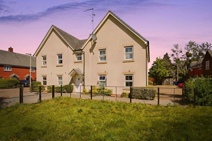 1 Bedroom Flat For Sale In Appleyard Close, Cheltenham, Gloucestershire, GL51