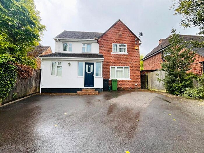 4 Bedroom Detached House To Rent In Lytton Road, Basingstoke, Hampshire, RG21