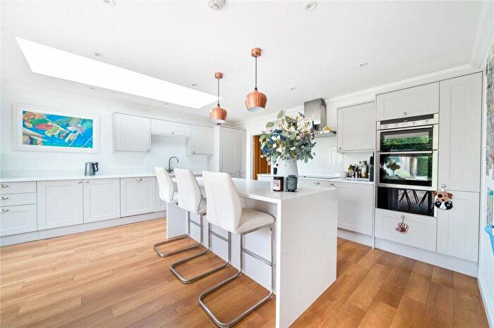 5 Bedroom Town House To Rent In Rectory Orchard, London, SW19