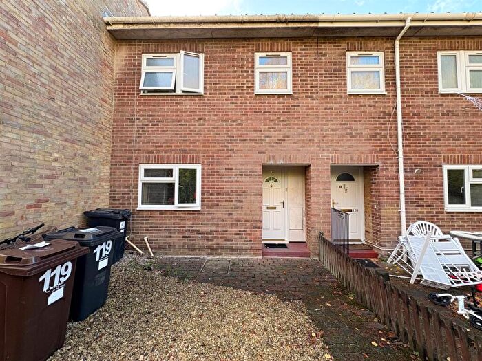Studio To Rent In Galahad Close, Andover, SP10