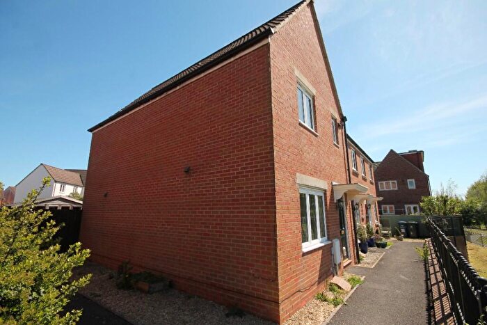 3 Bedroom Semi-Detached House To Rent In Wren Place, Gillingham, Dorset, SP8