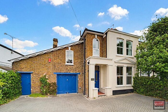 3 Bedroom Semi-Detached House To Rent In Stanwell Road, Ashford, TW15