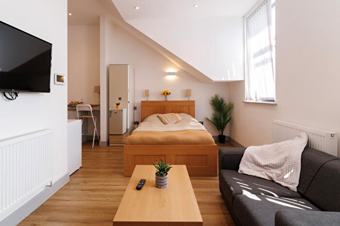 Studio To Rent In Park View, Old Tiverton Road, Exeter - Includes All Bills, EX4