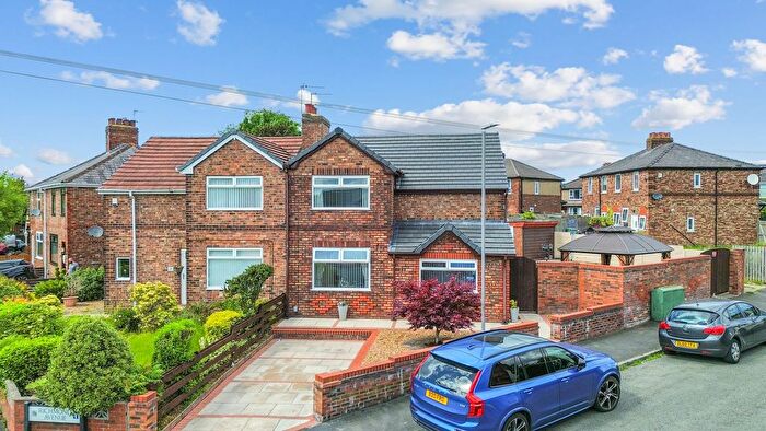 3 Bedroom Semi Detached House For Sale In Grosvenor Road, Haydock, WA11