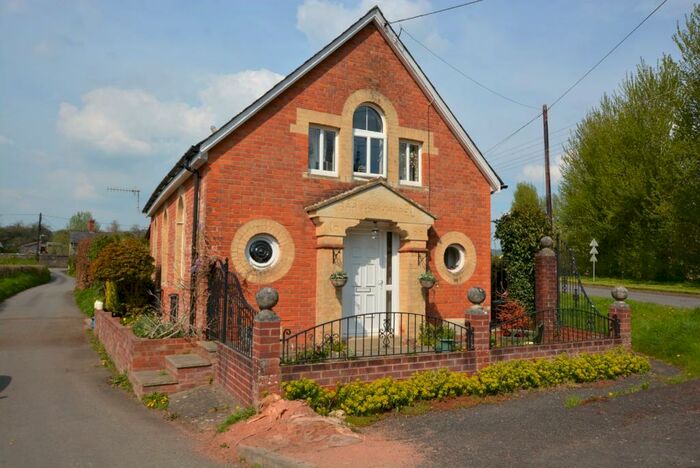 2 Bedroom Detached House To Rent In Shillingford, Devon, EX16