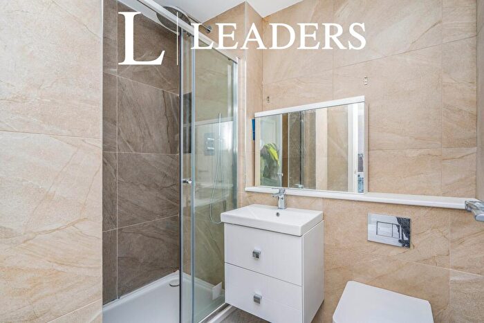 1 Bedroom Flat To Rent In Compass Point, Romsey Road, SO16