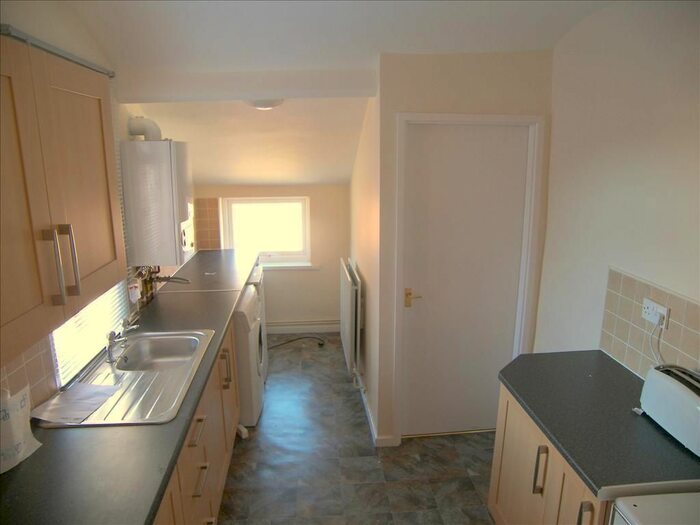 2 Bedroom Flat To Rent In Warton Terrace, Heaton, Newcastle Upon Tyne NE6