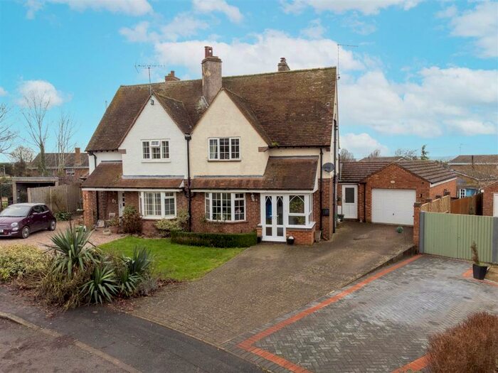 4 Bedroom Semi-Detached House For Sale In East Carlton Park, East Carlton, Market Harborough, LE16