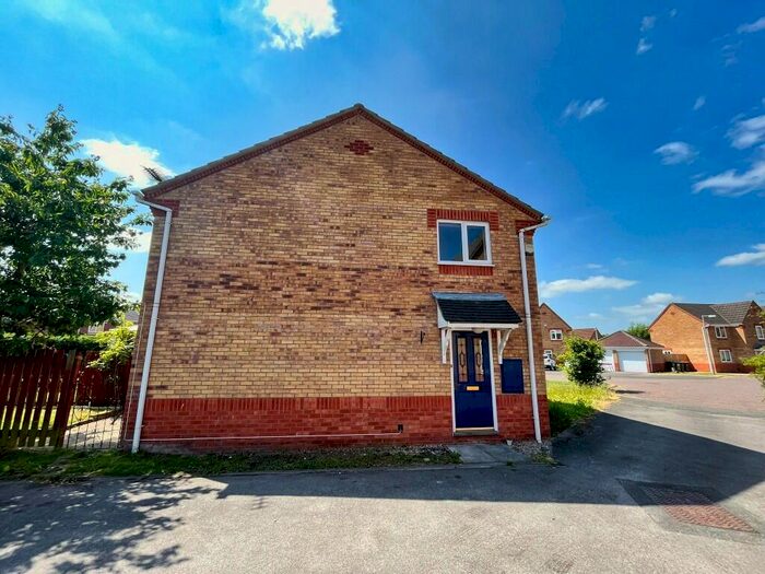 2 Bedroom Mews To Rent In Alderton Grove, Winsford, Cheshire, CW7