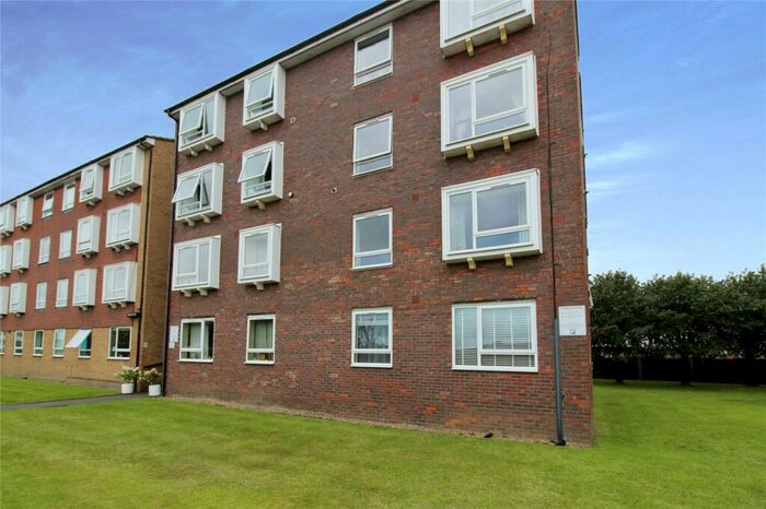 1 Bedroom Flat To Rent In Station Approach, Cheam, Sutton, Surrey, SM2