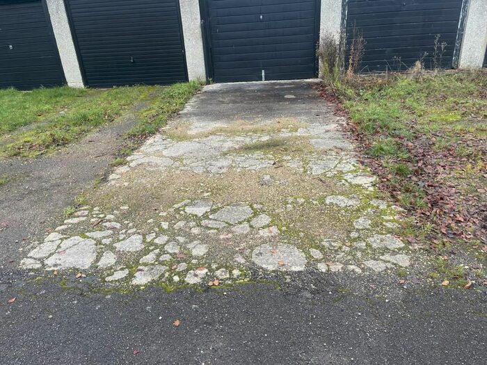 Garage / Parking To Rent In Summertown, Null, OX2