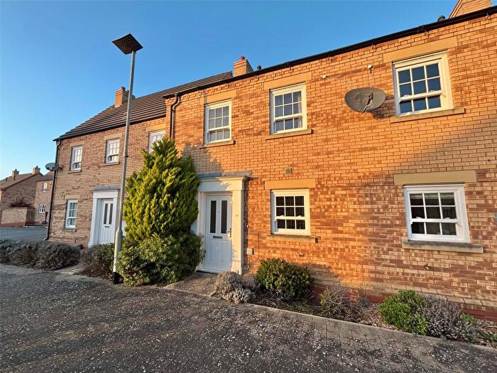 3 Bedroom Terraced House To Rent In Primrose Fields, Bedford, Bedfordshire, MK41