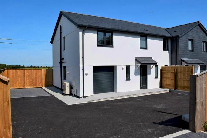3 Bedroom House For Sale In 2 Hawthorn Row, Penstraze, TR4