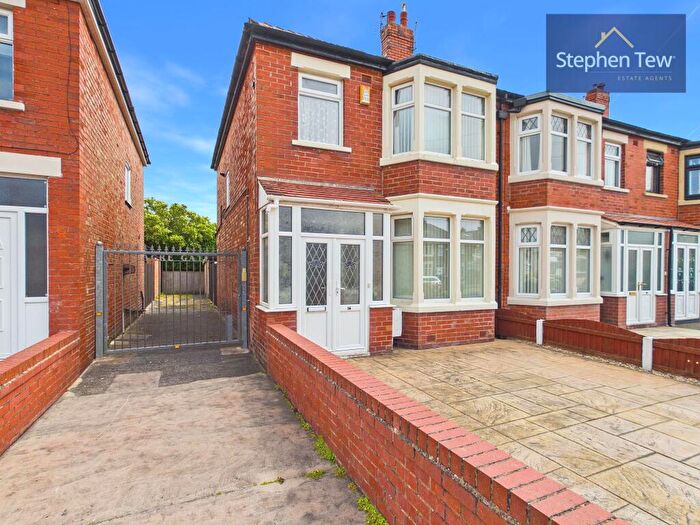 3 Bedroom Terraced House For Sale In Acre Gate, Blackpool, FY4