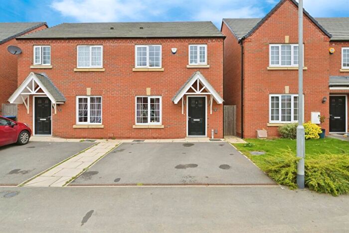 3 Bedroom Semi-Detached House For Sale In Stafford Way, Market Harborough, LE16