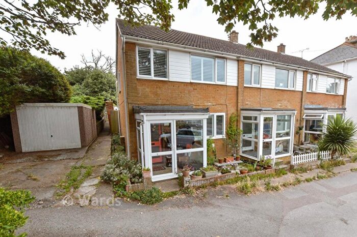 3 Bedroom End Of Terrace House For Sale In Wellington Place, Sandgate, Kent, CT20