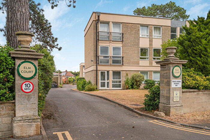 2 Bedroom Flat For Sale In Elm Court, Hillcourt Road, Pittville, Cheltenham, GL52