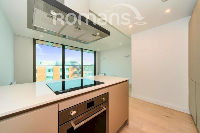 1 Bedroom Flat To Rent In Wokingham Road, Binfield, Bracknell, RG42