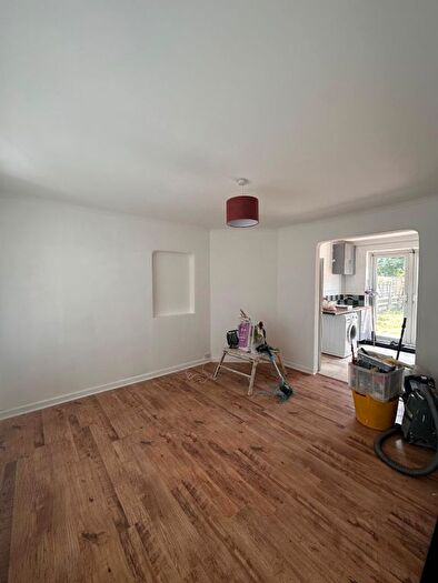 2 Bedroom Terraced House To Rent In Becontree Avenue, Becontree, Dagenham, RM8