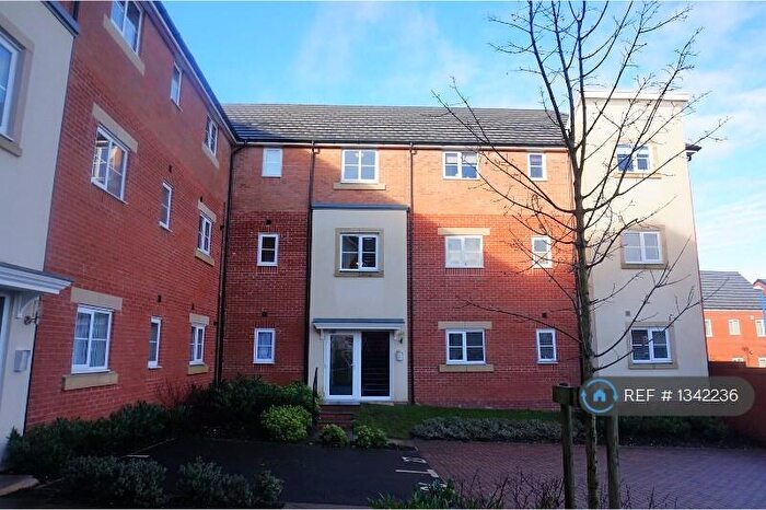 2 Bedroom Flat To Rent In Smethwick, Birmingham, B66