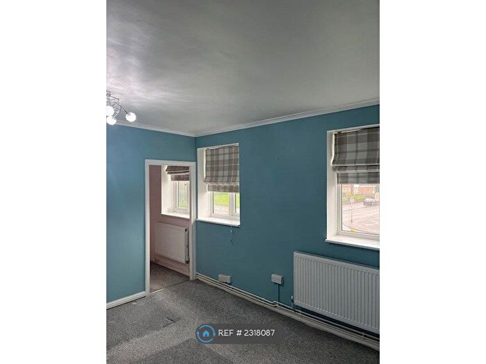 1 Bedroom Flat To Rent In Cam Green, South Ockendon, RM15