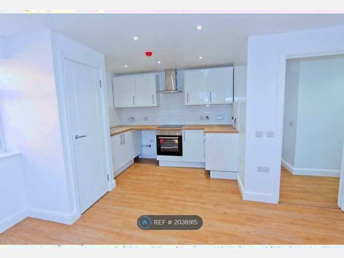 2 Bedroom Flat To Rent In The Nook, Anstey, Leicester, LE7