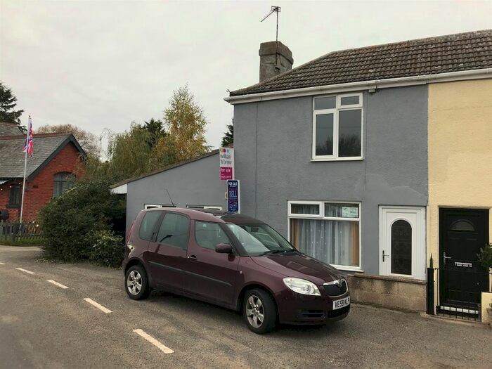 2 Bedroom Semi-Detached House For Sale In Main Street, Chapel Hill, Lincoln LN4