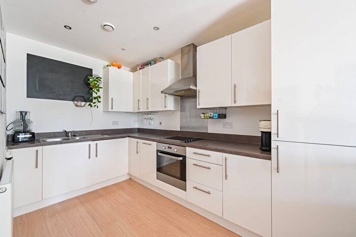 1 Bedroom Flat For Sale In River Heights, High Street, Stratford, London, E15