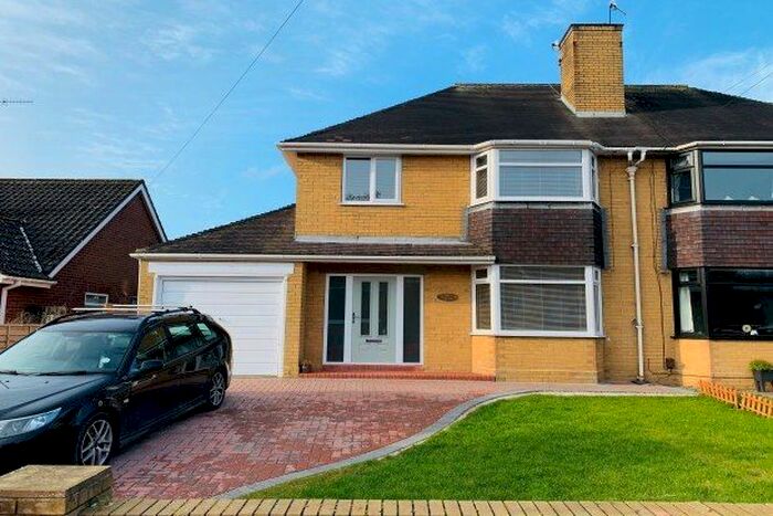 3 Bedroom Property To Rent In Swanton Place, Stoke-On-Trent, ST4