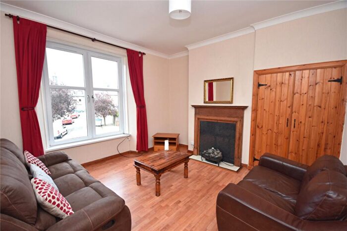 1 Bedroom Flat To Rent In Hartington Road, First Floor, West End, Aberdeen, AB10