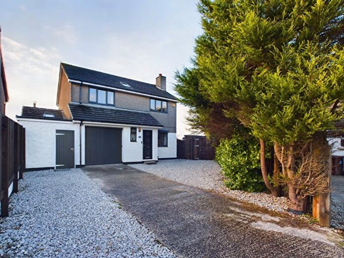 4 Bedroom Detached House For Sale In Rame Croft, Rame Cross, Penryn, TR10