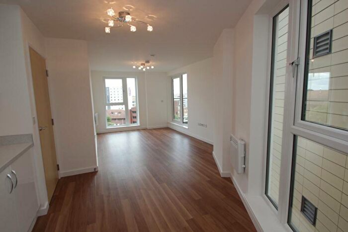 2 Bedroom Apartment To Rent In Woking, GU22