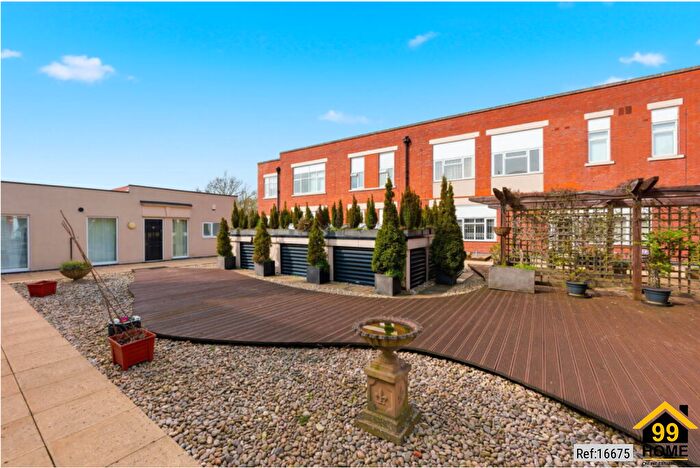 1 Bedroom Flat For Sale In Charleston House Peel Street, Nottingham, Nottinghamshire, NG1