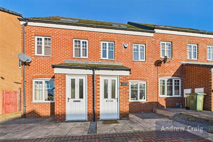 3 Bedroom Terraced House For Sale In Lockwood Avenue, Birtley, DH3