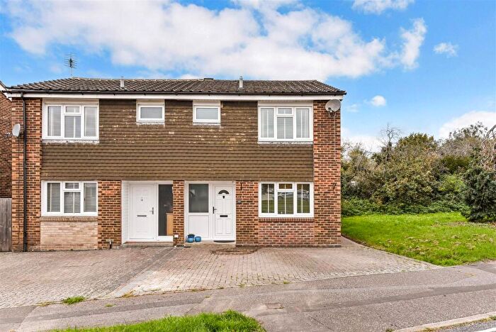 3 Bedroom Semi-Detached House For Sale In Chichester, PO19